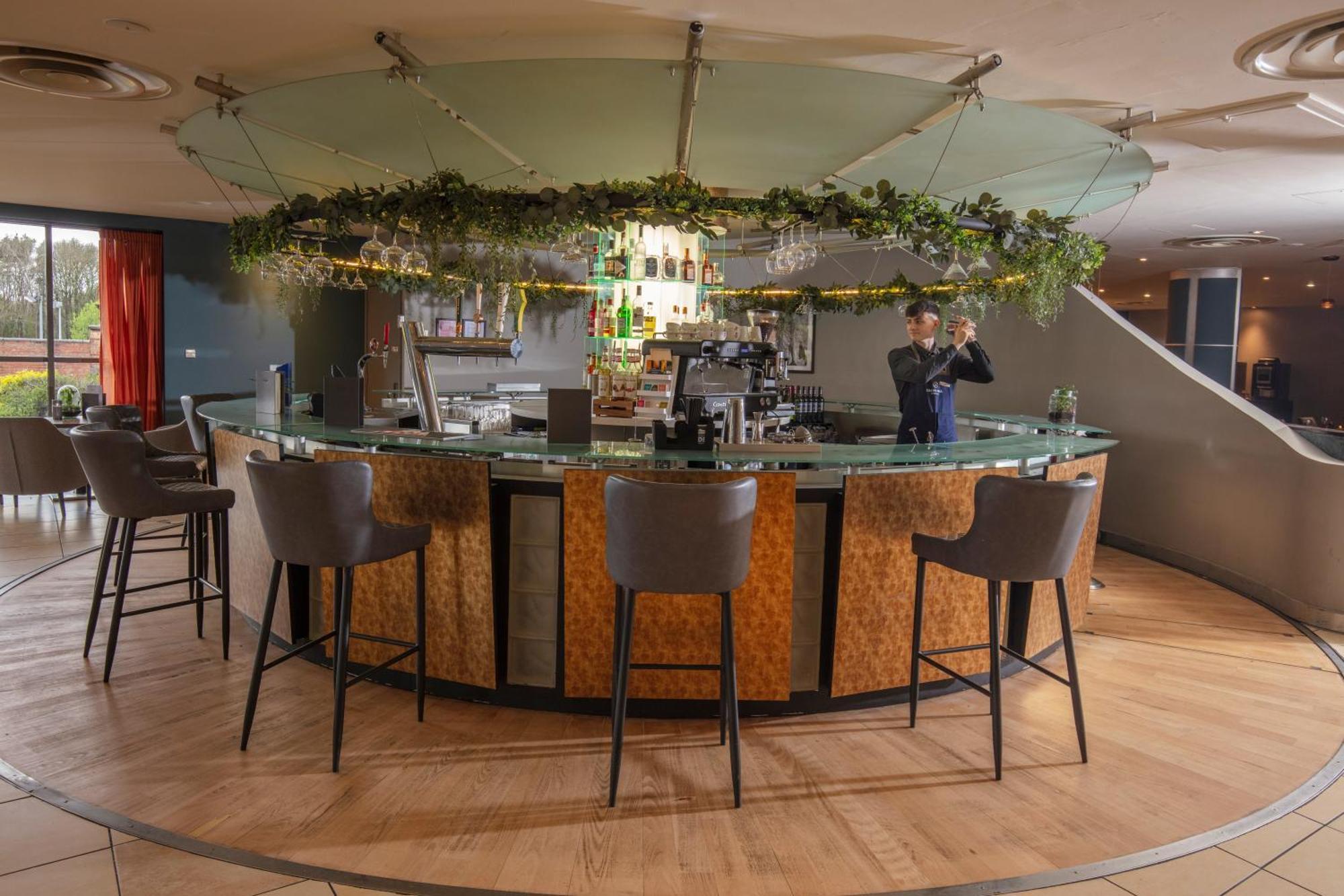 Crewe Hall Hotel & Spa - Cheshire Extérieur photo