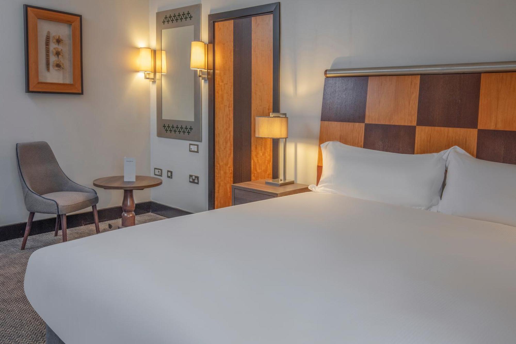 Crewe Hall Hotel & Spa - Cheshire Extérieur photo